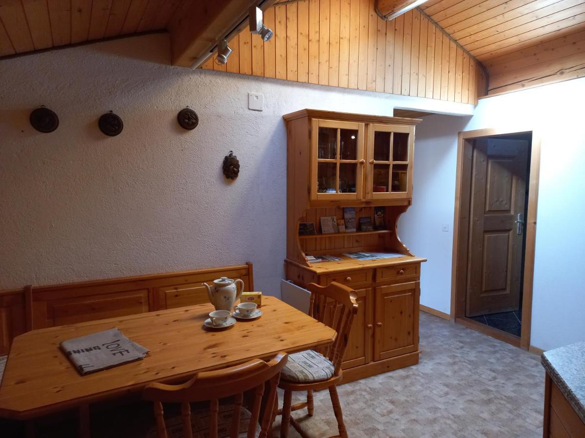 Confortevole Mansarda Di Montagna พอสเชียโว ภายนอก รูปภาพ