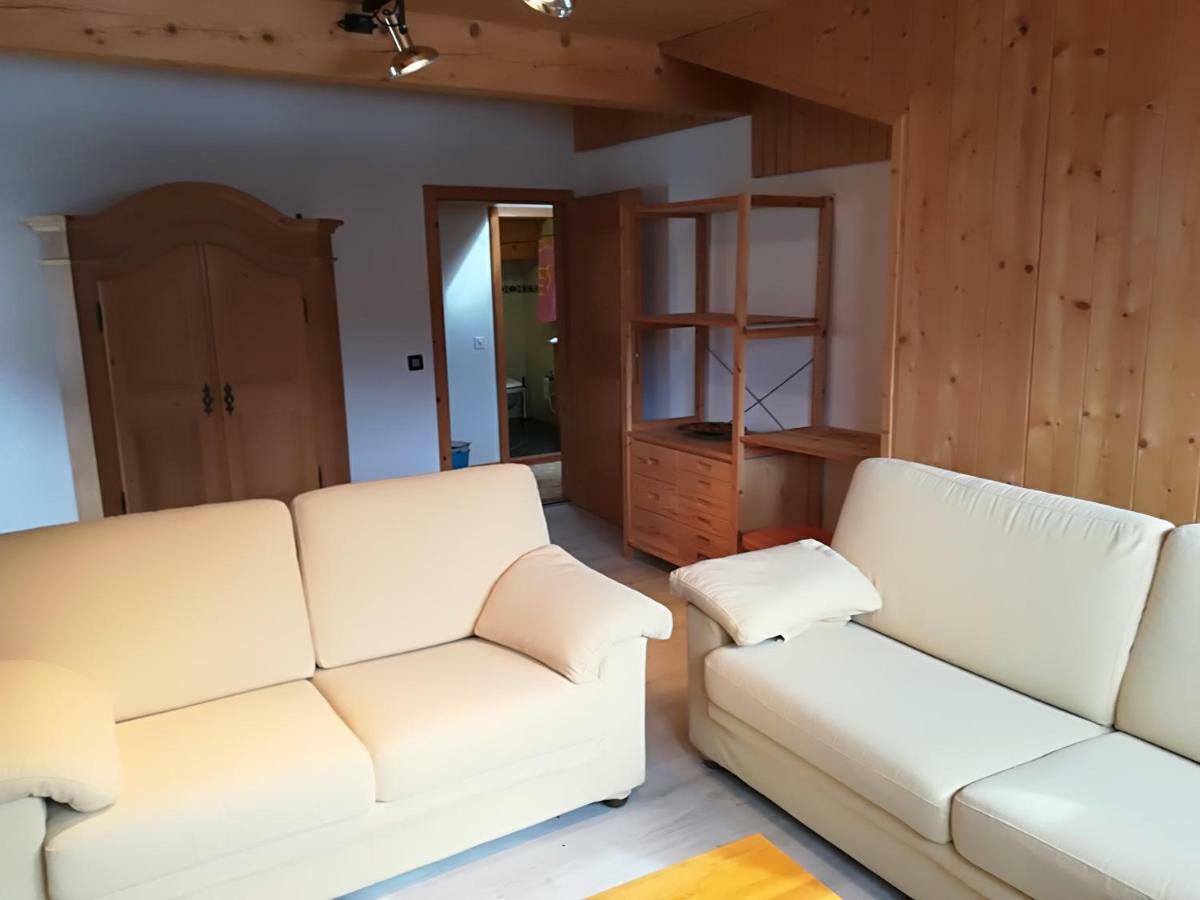 Confortevole Mansarda Di Montagna พอสเชียโว ภายนอก รูปภาพ